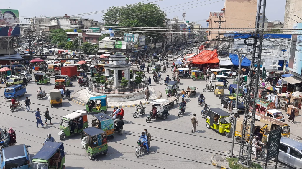 Crowded Raja Bazar